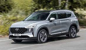 The 2021 hyundai santa fe features a wider, more aggressive front grille, digital display and a panoramic sunroof. 2021 Hyundai Santa Fe Refresh Will Look Crazy Autoevolution