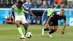 أحمد موسى.. يتيم متدين تعطلت مسيرته بسبب امرأتين