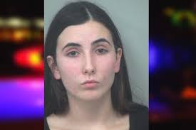 Alexis Lofton's Instagram, Twitter & Facebook