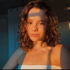 Abby Robbins's Instagram, Twitter & Facebook