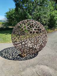 Large Horseshoe Sphere Garden Sculpture Etsy In 2021 Unique Garden Art Garden Sculpture Garden Sculpture Diy