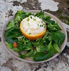 Velouté navets boules d'or et betterave chiogga de saison pour un velouté plein de gourmandise et de saveurs : Navet Boule D Or Farci Ricotta Et Ciboulette Salade De Mache Aux Amandes