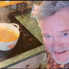 Roasted tomato Soup!💥💯, #soup #soupseason #souprecipe #tomatosoup  #countryboycookingwithmarshall