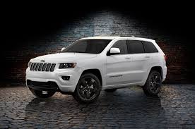 Black And White Jeep Grand Cherokee Vannah White Is Her Name My Dream Jeep Grand Cherokee Laredo 4x4 2014 Jeep Grand Cherokee Jeep Grand Cherokee Jeep Grand