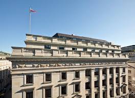 Sprecher der geschäftsleitung und regionsleiter firmenkunden bremen weser/ems, deutsche bank ag, bremen. M M Warburg Co Ag Co Kommanditgesellschaft Auf Aktien Sz De