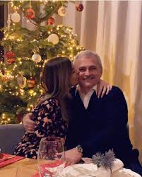 Ziua de 27 mai a fost probabil cea mai urâtă din viața lui liviu dragnea. Liviu Dragnea In PanicÄƒ Iubita Lui InternatÄƒ De UrgenÈ›Äƒ DÄƒncilÄƒ A Vizitat O La Spital Newsmaker