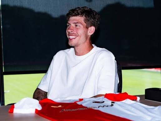 Australiër Jordan Bos naar Feyenoord