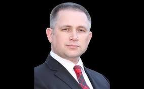 Arnold Ragas's Instagram, Twitter & Facebook