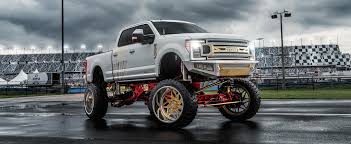 Medium coverage unlined straps & hooks: Specialty Forged Wheels Collection