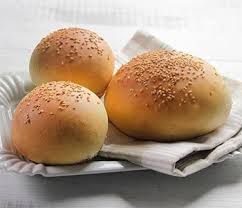 Pan De Garbanzos Con Harina De Garbanzo Receta En 2020 Pan De Hamburguesa Pan Lactal Casero Harina De Garbanzo Recetas