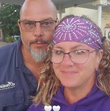 who repairs side-by-side in town?