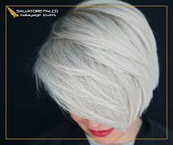 Si possono fare entrambi i passaggi in una giornata unica ma se avete la possibilità fatelo in due giorni. Colore Dopo I 50 Scopri La Platinatura Salvatore Falco Balayage Lovers