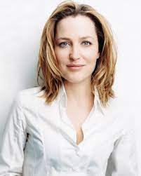 Gillian anderson, who can be seen on netflix's the crown as margaret thatcher, has signed with uta. Gillian Anderson Signs With Uta Deadline
