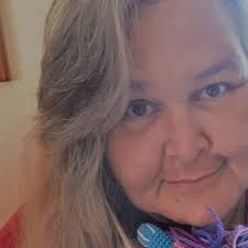 Der Hersteller Upfield sahnt mal wieder kräftig mit Rama ab 😡! Denn jetzt  sind nur noch 400 Gramm im Becher, davor waren es noch 500 Gramm. Satte 25  Prozent mehr kostet die „