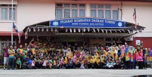 Aktiviti rutin unit keselamatan dan kualiti makanan pkd tumpat. Pejabat Kesihatan Daerah Tumpat Page Rasmi Fotos Facebook