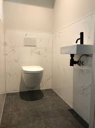 toilet met marmer heerenveen badkamer toilet ontwerp toilet verbouwing
