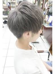 人気のホワイトグレージュカラー ツーブロックショート中村清彦 l002877887 シェリー sherry のヘアカタログ ホットペッパービューティー ヘアスタイリング 髪色 メンズ 髪型