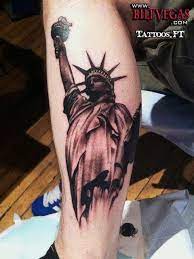 Les meilleures images de tatouage pour tatouages statue de la liberté. Tatouage Statue De La Liberte Recherche Google Leaf Tattoos Maple Leaf Tattoo Tattoos
