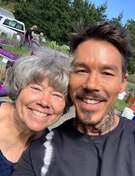 Let's welcome our new members: Perry Adams, Joe Cobb, Craig Pospisil, Zach  Suhr, Paul D Vadala Jr., Joe Tetz Jr., Les Thompson, David Vierra, Kevin  Pampuch, Mike Renfro, Mark Schertzer