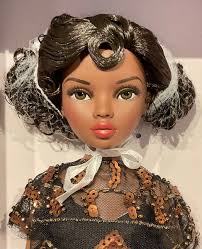 Tonner Virtual Doll Convention Shining Example Neema NRFB LE 150 Ellowyne  Wilde