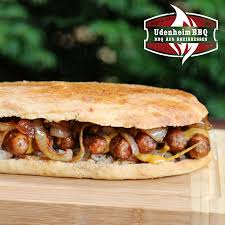 Bratwurst are delicious pork sausages stuffed in natural casings. Sandwich Rezept Mit Original Nurnberger Rostbratwurst Wolf Wurst De