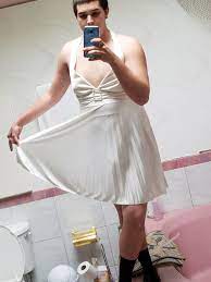 Didn't i already answer this question no? Pin By á—ªá–‡ á'•ê­µá—ªá—´á–‡ä¸…á—©á'ªá›• 84 On Pretty Boys Men Wearing Dresses Everyday Dresses Neutral Dress