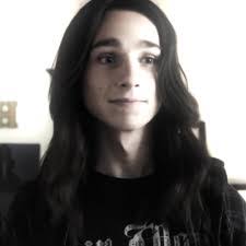 Sylvester Hunter's Instagram, Twitter & Facebook