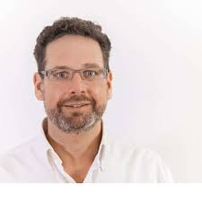 Knochensparende Prothesen und minimal-invasive Operation