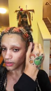 Avani Reyes: Understanding the Controversy Behind Shaky Hands