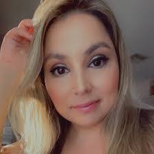 Alicia Viola's Instagram, Twitter & Facebook