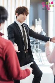 Cha do hyun suffers from dissociative identity disorder and falls in love with his therapist. K Drama Time Machine Ji Sung Incredible Acting Powers Up Kill Me Heal Me