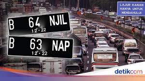 Turut dikongsikan, penguatkuasaan saman rm300 buat penumpang tempat duduk belakang yang tidak memakai seat belt. Bisakah Kamera E Tle Awasi Mobil Yang Akali Ganjil Genap Pakai Pelat Palsu