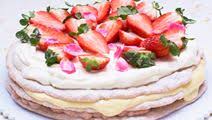 Blåbärstårta med mandelbotten och citronmousse. Kungens Tarta Recept Arla Recept Arla