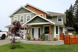 Blues and grays have been a popular exterior paint color for the last decade. The Best Exterior Paint Colours Why Your Home S Exposure Matters Kylie M Interiors