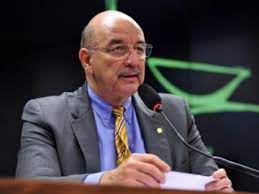 Osmar terra supports the heard immunization of brazilian citizens theory. Osmar Terra Reage As Insinuacoes De Caso Com Michele Bolsonaro Congresso Em Foco