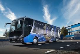 This is the logo for ssc farul constanța. Foto Autocarul Viitorului S A Transformat Ce A ApÄƒrut Pe El In Plin Proces De Fuziune Cu Farul ConstanÅ£a