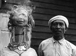 Burmese Giraffe Neck Woman