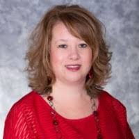 Maura Howe's Instagram, Twitter & Facebook