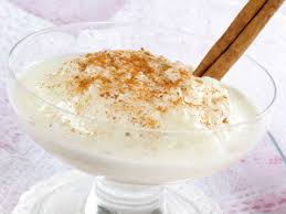 Latte e riso sono anche i due ingredienti base di un dolce goloso tipico della pasticceria greca: Dolci Cotto E Mangiato Il Riso Al Latte Torte Al Cioccolato