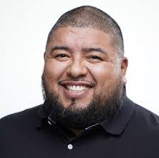 Bobby Ivory's Instagram, Twitter & Facebook