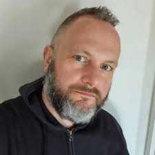 Hey people of threads, im looking to meet new people into rock, metal  music, gigs, LFC, F1 and maybe a bit of gardening (due to being incredibly  middle aged). If you're into