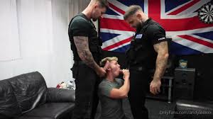 Andy Lee, Hard TomXXX & Dean Young - EPORNER