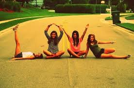 Four Best Friends Squad Birthday Photoshoot With Friends Cute Pic To Take With 4 Of Your Best Friends Leanne Brydl Paige Hereford Hereford Hereford Christopherson Brittany Horto Belle Photo Photographie Idee Photo
