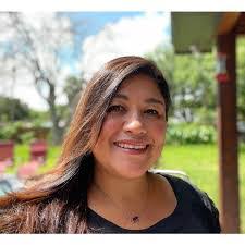 Irma Maciel's Instagram, Twitter & Facebook