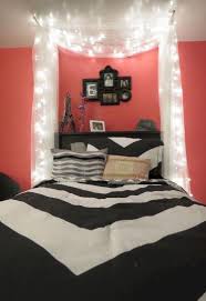 65 Stunning Black And White Modern Bedroom Decor Ideas Small Apartment Bedrooms Apartment Bedroom Decor Girl Room