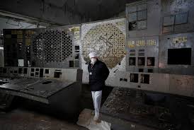 Ucrania creará un corredor verde a fin de que los turistas visiten la zona de exclusión alrededor de la central nuclear de chernobyl. Ucrania Recorda O 35Âº Aniversario Da Catastrofe De Chernobyl Dia A Dia Noticia