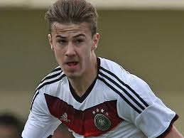 Mittelfeldspieler fc bayern münchen instagram : Wadenbeinbruch Fur Dorsch Ist Die Em Beendet Junioren Fussball Kicker