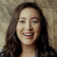 Robyn Sherwood's Instagram, Twitter & Facebook