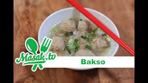 Air dipanaskan, kemudian tulang sapi dimasukkan ke dalamnya sampai mendidih. Resep Bakso Sapi Abang Abang Indonesian Meatball Recipe Feat Tia Roumira Youtube