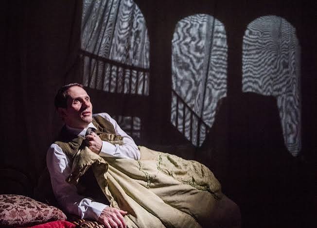 The Woman in Black, Fortune Theatre - Review - Everything Theatre